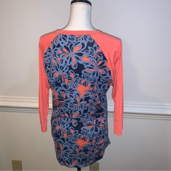 Lularoe Tee, sz M - Picture 2 of 5